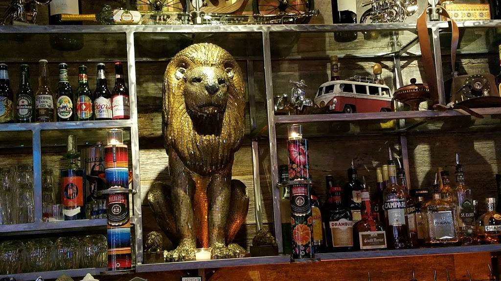 Tommys Place | restaurant | 2827 E Bell Rd, Phoenix, AZ 85032, USA | 6023686113 OR +1 602-368-6113