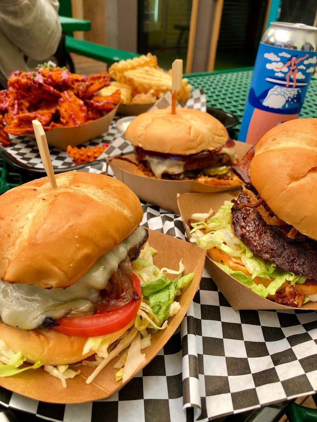 The Snack Shack | restaurant | 2505 Hearst Ave, Berkeley, CA 94709, USA | 5106795171 OR +1 510-679-5171