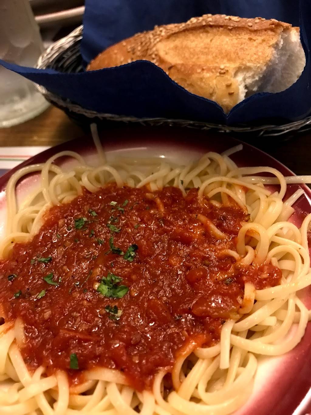 La Mandas | restaurant | 251 Tarrytown Rd, White Plains, NY 10607, USA | 9146849228 OR +1 914-684-9228