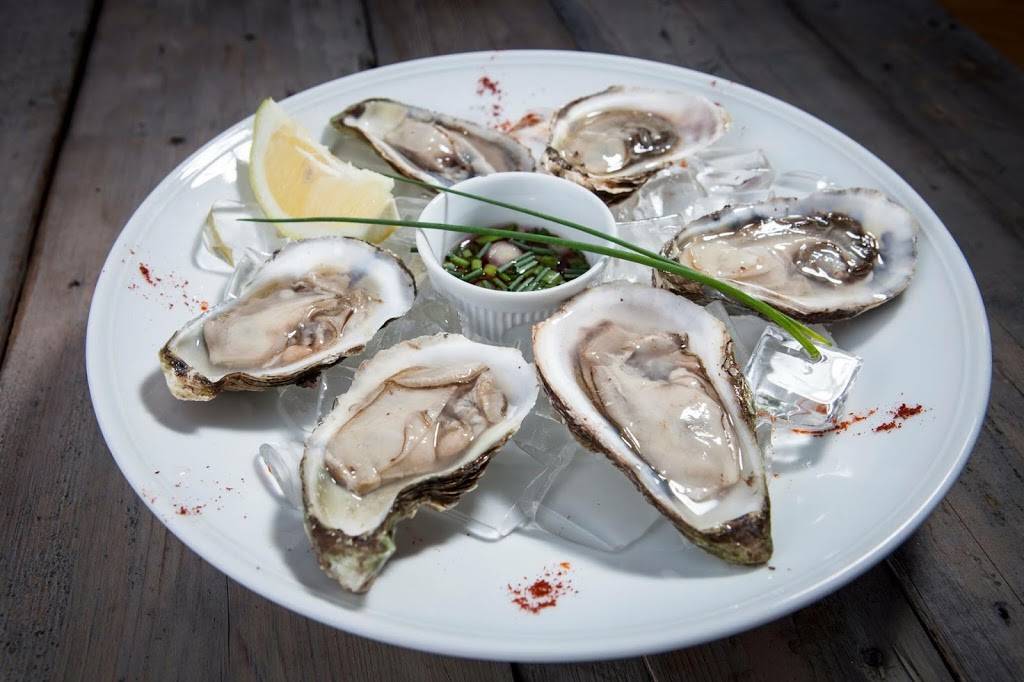 Bravi | restaurant | 2794 Boulevard Jacques-Cartier E, Longueuil, QC J4N 1P8, Canada | 4504488111 OR +1 450-448-8111