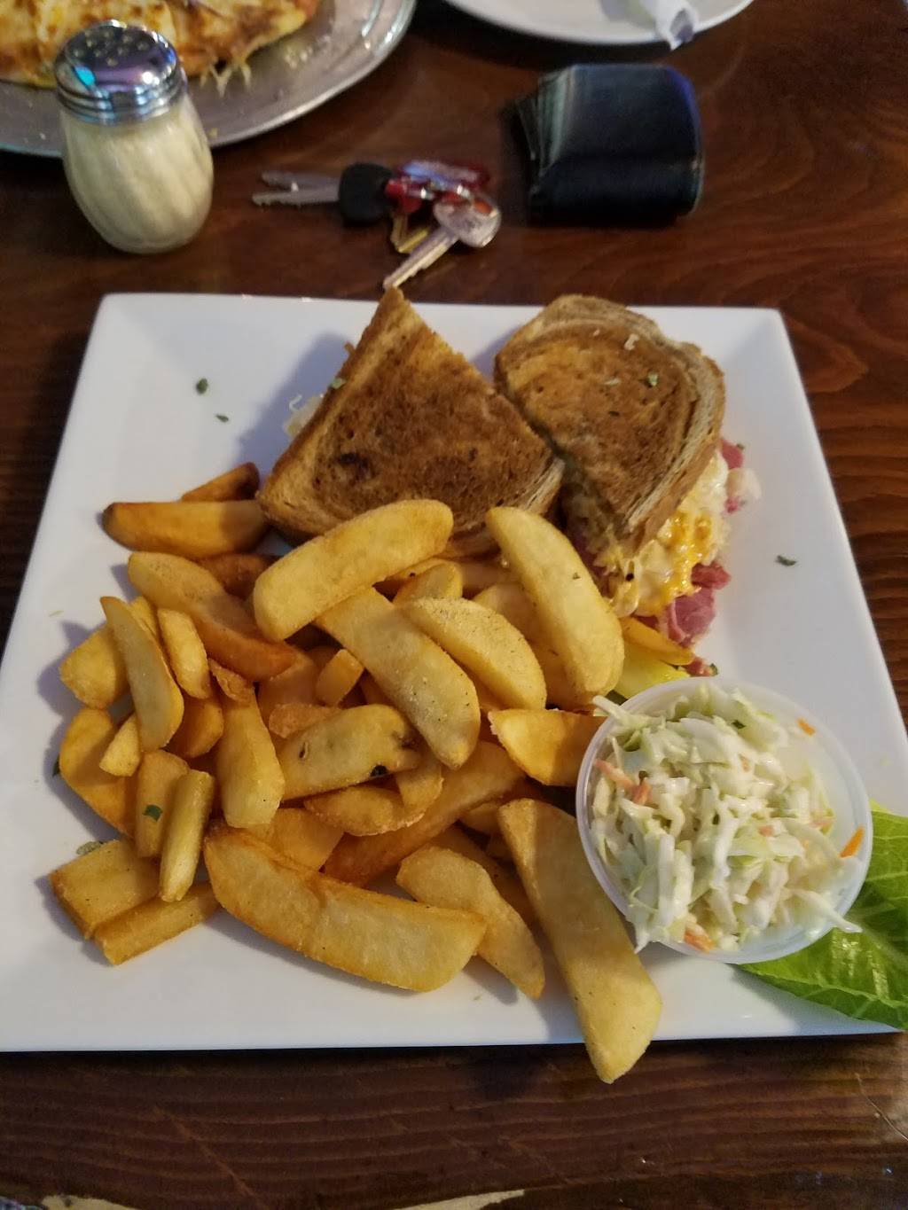 Villa Valenti | restaurant | 729 Pawling Ave, Troy, NY 12180, USA | 5183269500 OR +1 518-326-9500