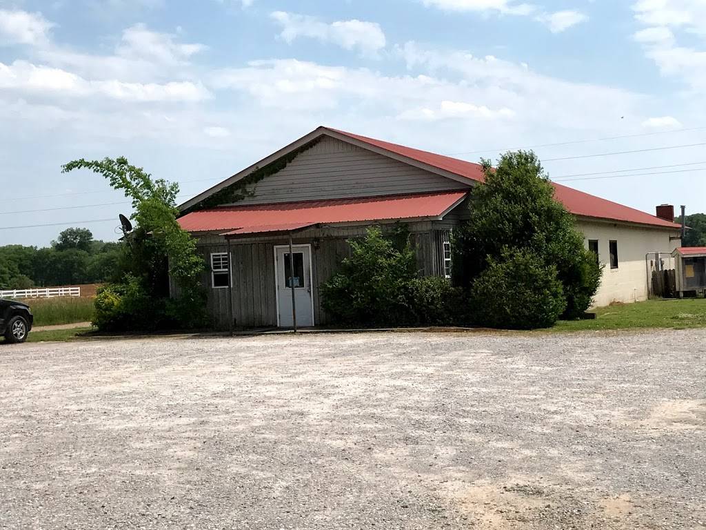 Crossroads Steak & Grill | restaurant | 5828 AL-36, Danville, AL 35619, USA | 2567512722 OR +1 256-751-2722