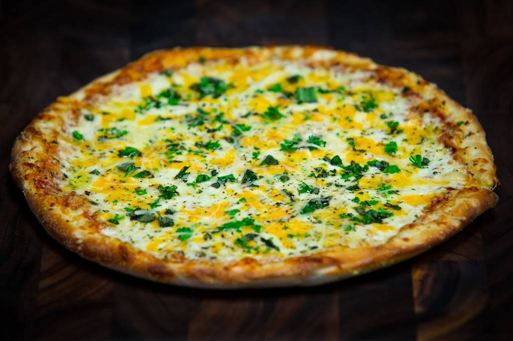 Bondis Pizza | meal takeaway | 298 Springbank Dr, London, ON N6J 1E9, Canada | 5196450322 OR +1 519-645-0322