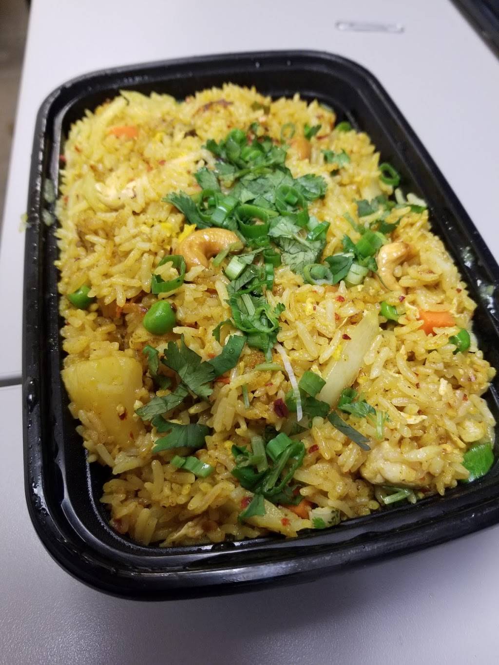 Thai Yummy | restaurant | 1010 SW Gibbs St, Portland, OR 97239, USA | 5036087668 OR +1 503-608-7668