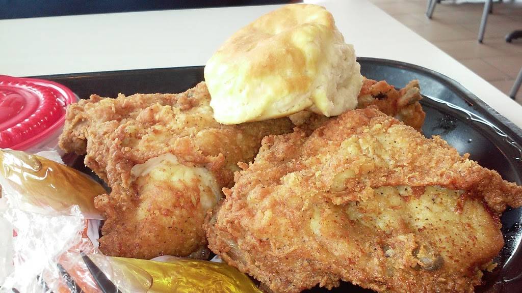 KFC | restaurant | 301 Ashland Rd, Mansfield, OH 44905, USA | 4195263602 OR +1 419-526-3602