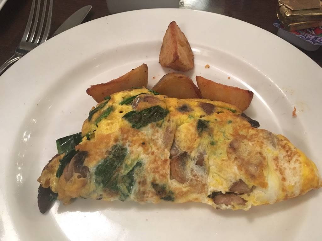 Shutters Bar & Kitchen | restaurant | 8028 Leesburg Pike, Tysons, VA 22182, USA | 7037343200 OR +1 703-734-3200