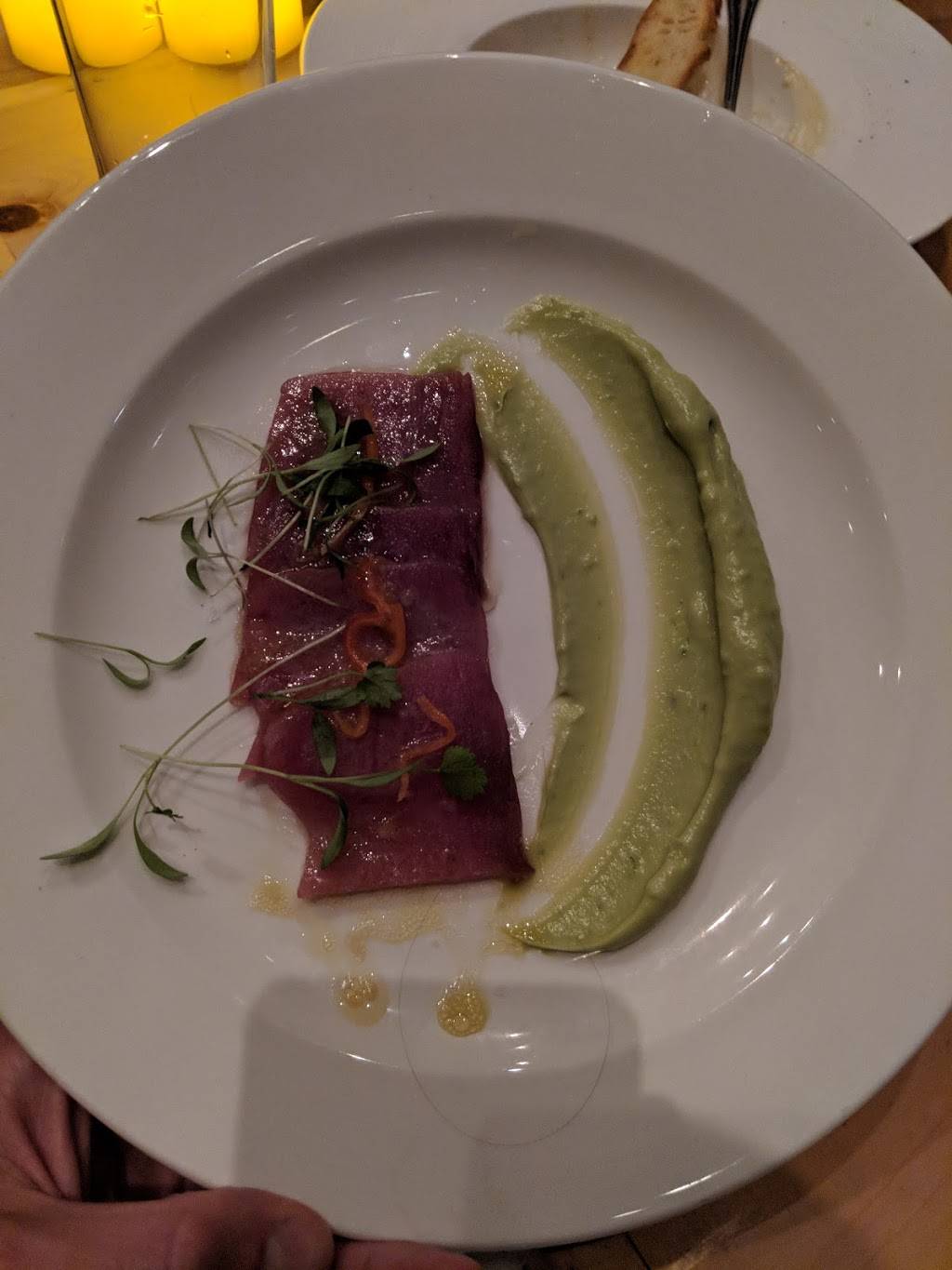 Mobys | restaurant | 295 Three Mile Harbor Hog Creek Rd, East Hampton, NY 11937, USA | 6313292800 OR +1 631-329-2800