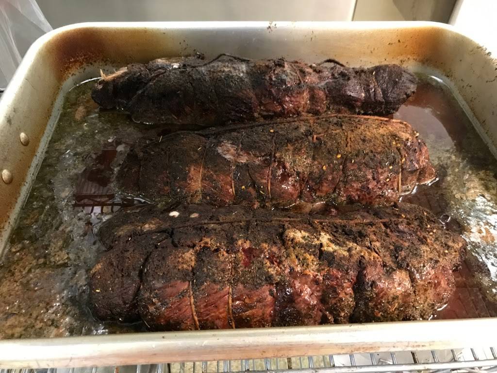 DiNics Pork & Beef | restaurant | 1511 Kitty Hawk Ave, Philadelphia, PA 19112, USA | 2154677675 OR +1 215-467-7675