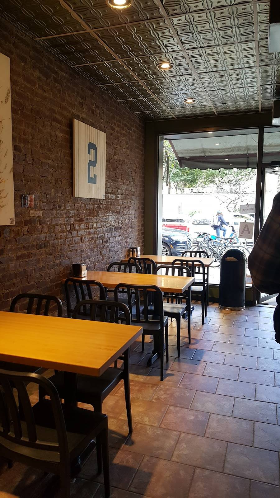 Fascati Pizzería | restaurant | 80 Henry St, Brooklyn, NY 11201, USA | 7182371278 OR +1 718-237-1278