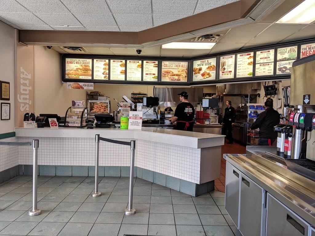 Arbys | restaurant | 1224 S Mission St, Mt Pleasant, MI 48858, USA | 9897732484 OR +1 989-773-2484