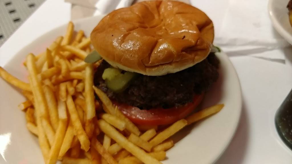 Steak n Shake | restaurant | 5131 Hinkleville Rd, Paducah, KY 42001, USA | 2705754846 OR +1 270-575-4846