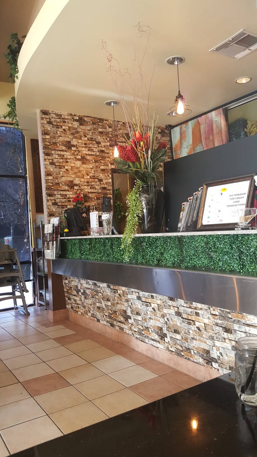 Thai Chefs Restaurant - Santa Clarita | restaurant | 28014 Seco Canyon Rd, Santa Clarita, CA 91390, USA | 6615130350 OR +1 661-513-0350