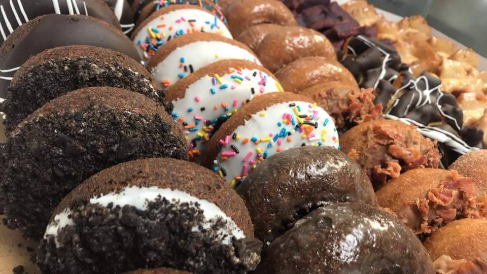 Hodgepodge Bakehouse | bakery | 3361 Mc Cracken St, Muskegon, MI 49441, USA | 2317558800 OR +1 231-755-8800