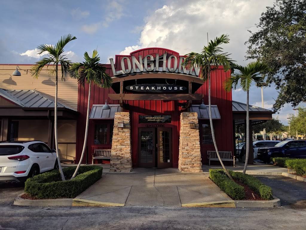 LongHorn Steakhouse | meal takeaway | 1562 S Federal Hwy, Delray Beach, FL 33483, USA | 5612781944 OR +1 561-278-1944