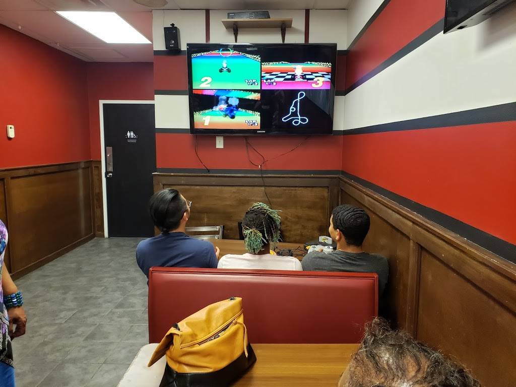 Doughbys | restaurant | 36 W High St, Oxford, OH 45056, USA | 5135242000 OR +1 513-524-2000