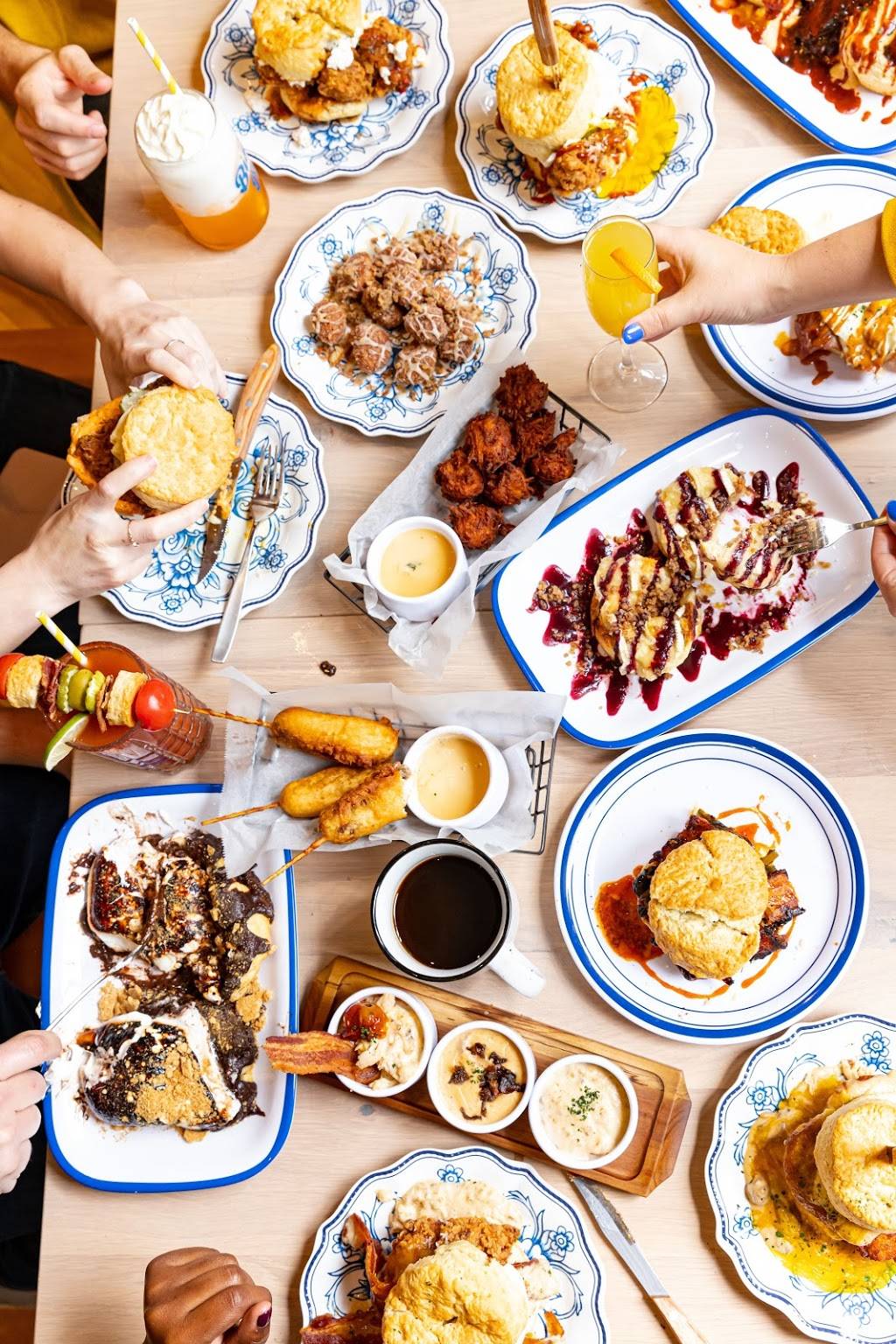 Biscuit Belly - St. Matthews | restaurant | 3723 Lexington Rd, Louisville, KY 40207, USA | 5026902945 OR +1 502-690-2945