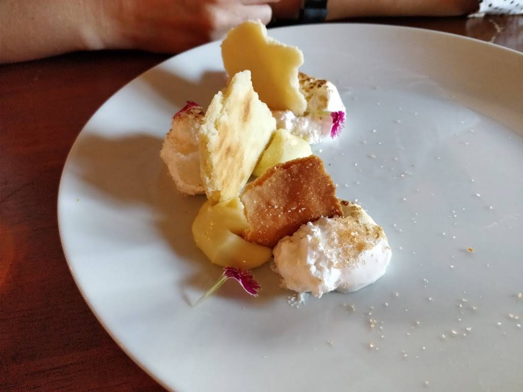 Le Rustique Bar et Restaurant | restaurant | 1993 Chemin du Lac Supérieur, Lac-Supérieur, QC J0T 1P0, Canada | 8197130445 OR +1 819-713-0445