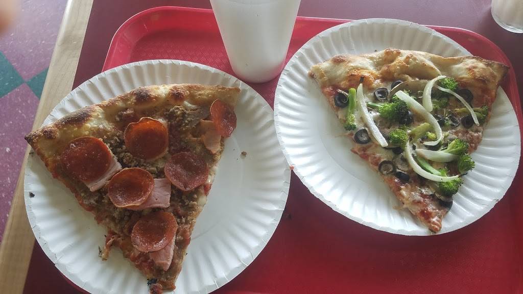 Lanskys Pizza, Pasta & Philly Steaks | restaurant | 3909 Twin Creek Dr, Bellevue, NE 68123, USA | 4025020555 OR +1 402-502-0555