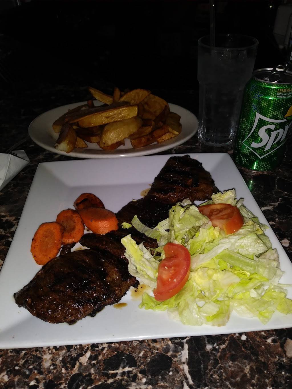 Legends | restaurant | 1735 E 172nd St, Bronx, NY 10472, USA | 3472700123 OR +1 347-270-0123