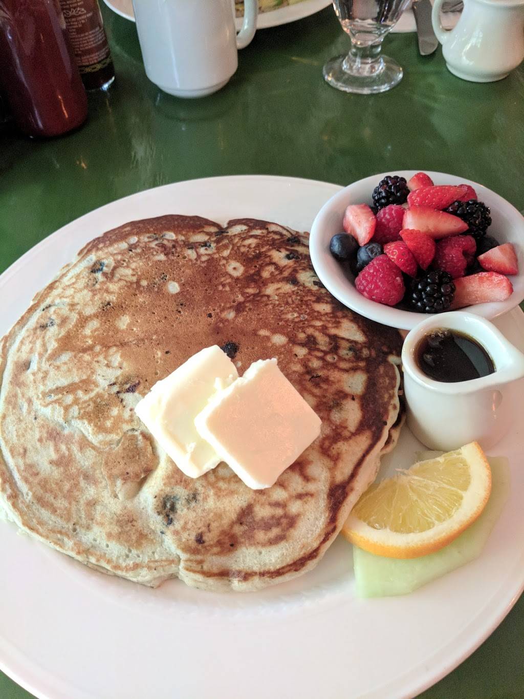 Deetjens Restaurant | restaurant | 48865 CA-1, Big Sur, CA 93920, USA | 8316672378 OR +1 831-667-2378