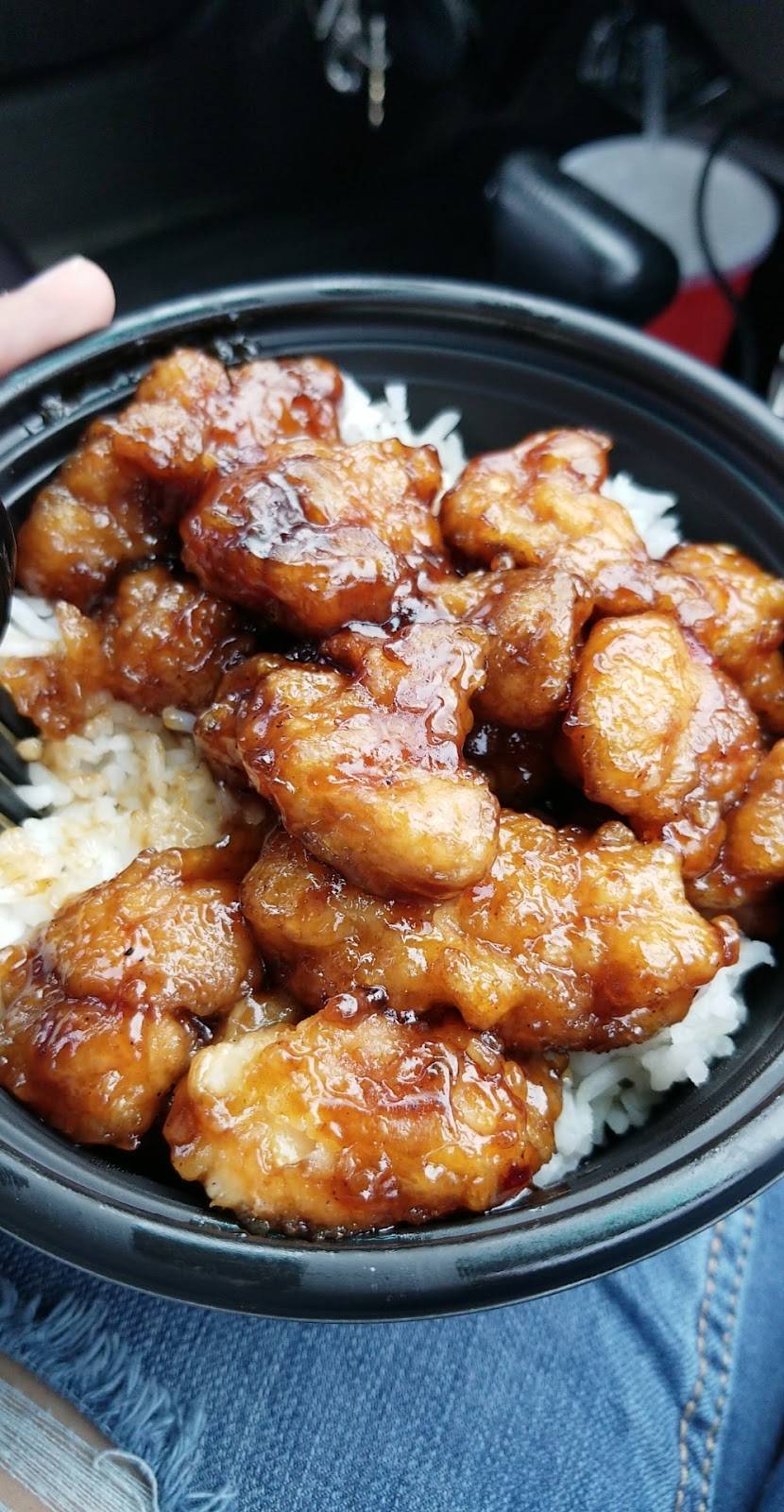 Panda Express | restaurant | 207 Bayonne Crossing Way, Bayonne, NJ 07002, USA | 2013393500 OR +1 201-339-3500