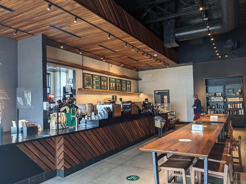Starbucks | cafe | 1716 Stirling Rd, Dania Beach, FL 33004, USA | 9547799668 OR +1 954-779-9668