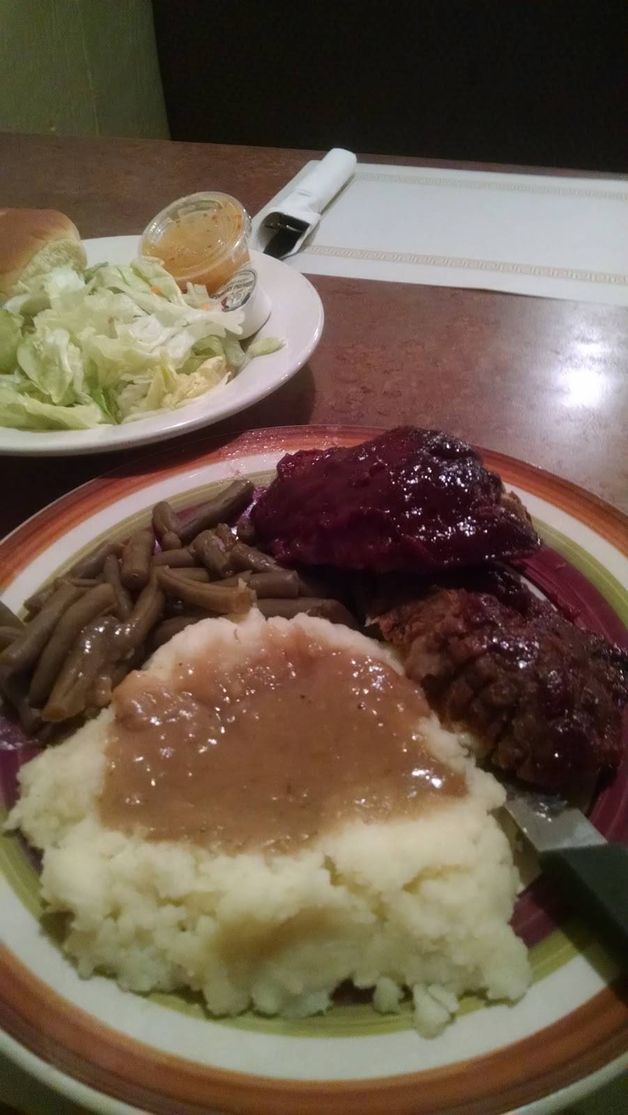 Grayce Anns | restaurant | 2176 Locust St, Canal Fulton, OH 44614, USA | 3308545410 OR +1 330-854-5410