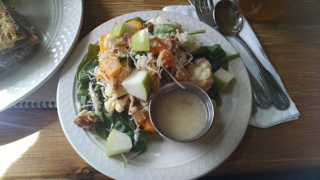 Roots Cafe | restaurant | 133 E Gay St, West Chester, PA 19380, USA | 6104550100 OR +1 610-455-0100