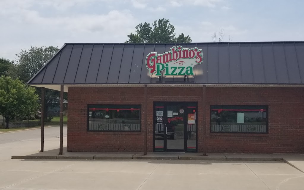 Gambinos Pizza | meal delivery | 1401 US-24, Wamego, KS 66547, USA | 7854567777 OR +1 785-456-7777
