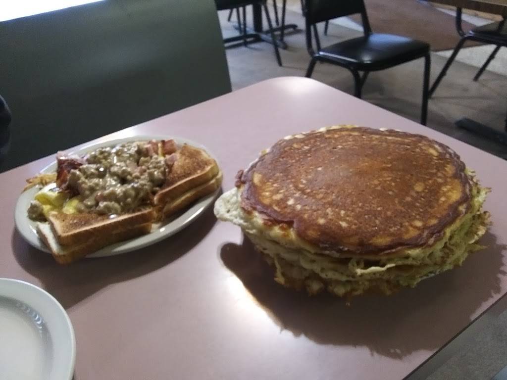 Breakfast Barn LLC | restaurant | 451 Division St, Millville, MN 55957, USA | 5077980162 OR +1 507-798-0162