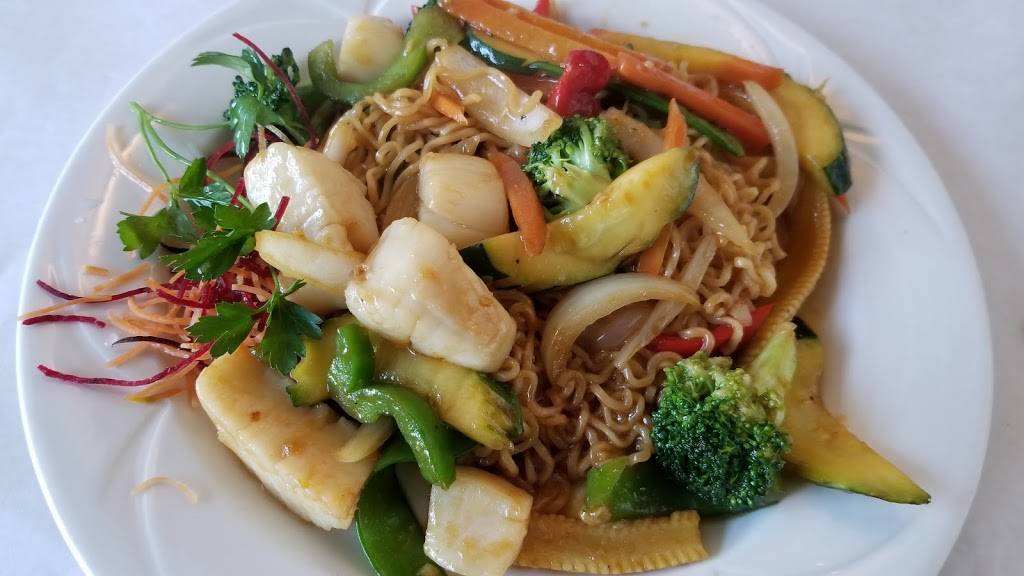 Lemongrass Thai Bistro | restaurant | suite 116 14866, Old St Augustine Rd, Jacksonville, FL 32258, USA | 9046475043 OR +1 904-647-5043