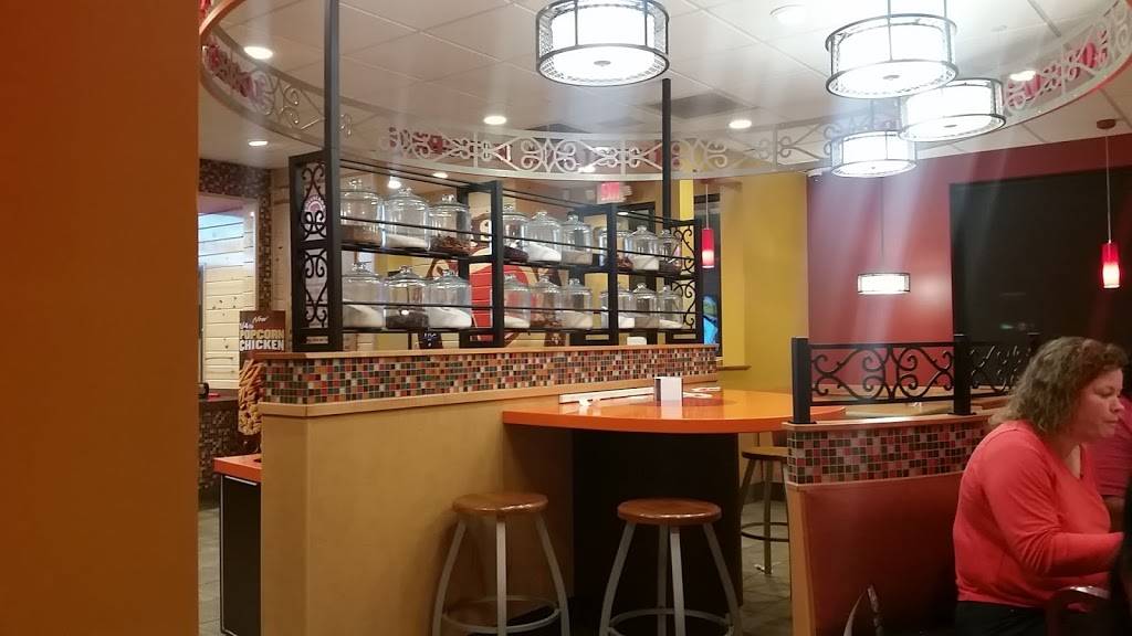 Popeyes Louisiana Kitchen | restaurant | 19102 Beach Blvd, Huntington Beach, CA 92648, USA | 7149638400 OR +1 714-963-8400