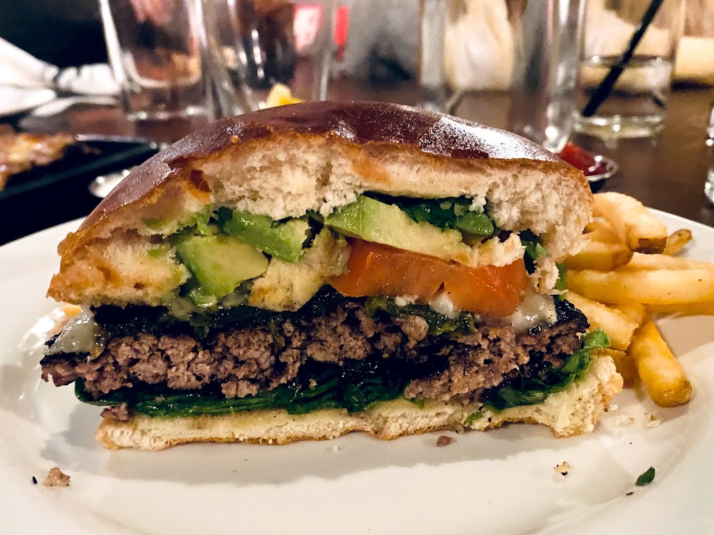 Backlot Pizza + Kitchen | restaurant | 6200 South 205th Plaza, Elkhorn, NE 68022, USA | 4022274726 OR +1 402-227-4726