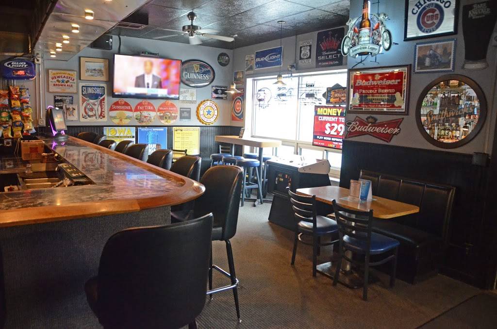 Club Car | restaurant | 122 Wright St, Iowa City, IA 52240, USA | 3193519416 OR +1 319-351-9416