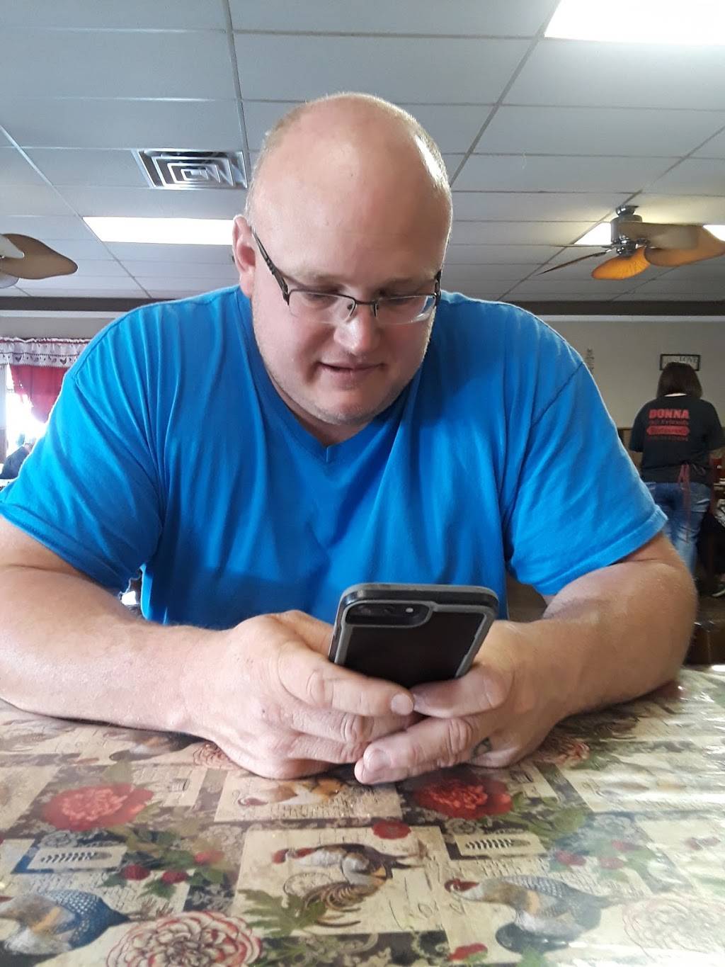 Donna and Friends | restaurant | Muscle Shoals, AL 35661, USA | 2563142494 OR +1 256-314-2494