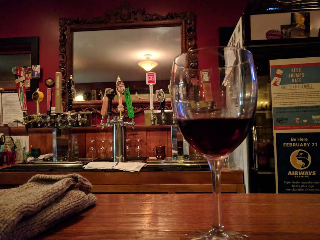 Tippe and Drague Alehouse | restaurant | 3315 Beacon Ave S, Seattle, WA 98144, USA | 2065380094 OR +1 206-538-0094