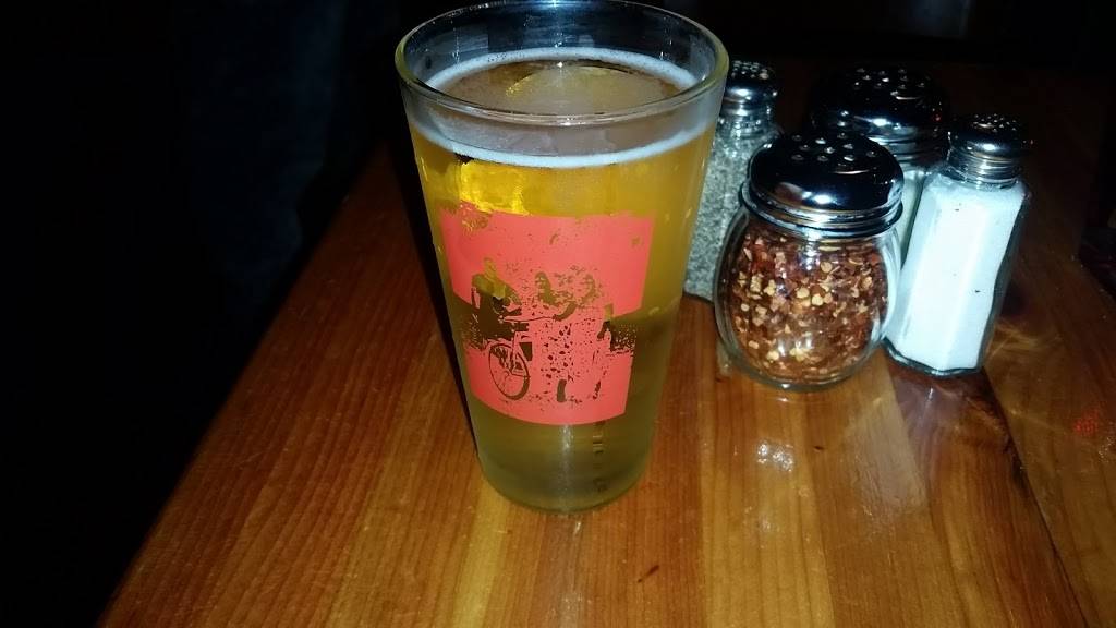 Greenbush Bar | restaurant | 914 Regent St, Madison, WI 53715, USA | 6082572874 OR +1 608-257-2874