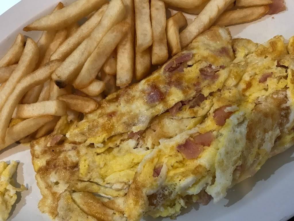 Ozzys Cafe | restaurant | 13055 NW 42nd Ave, Opa-locka, FL 33054, USA | 3059531811 OR +1 305-953-1811