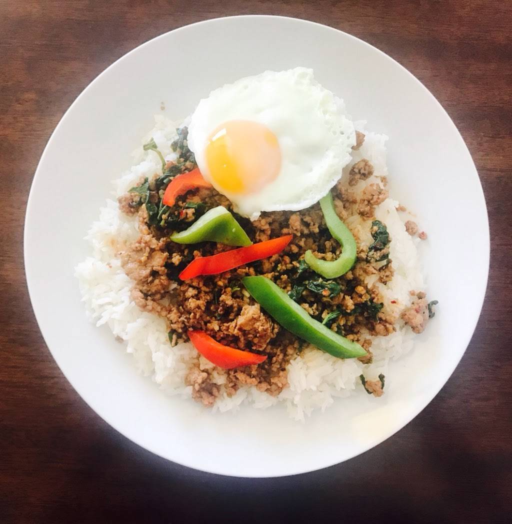 Saraya Thai Cuisine | restaurant | 1439 W Olive Ave, Burbank, CA 91506, USA | 8188461244 OR +1 818-846-1244