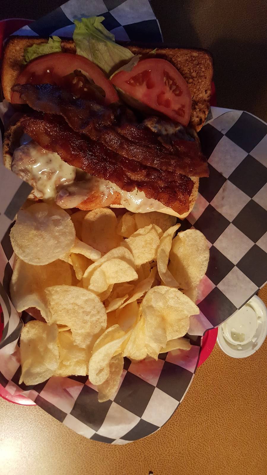 Skybox | restaurant | 127 City Market Drive, Saltillo, MS 38866, USA | 6622692460 OR +1 662-269-2460