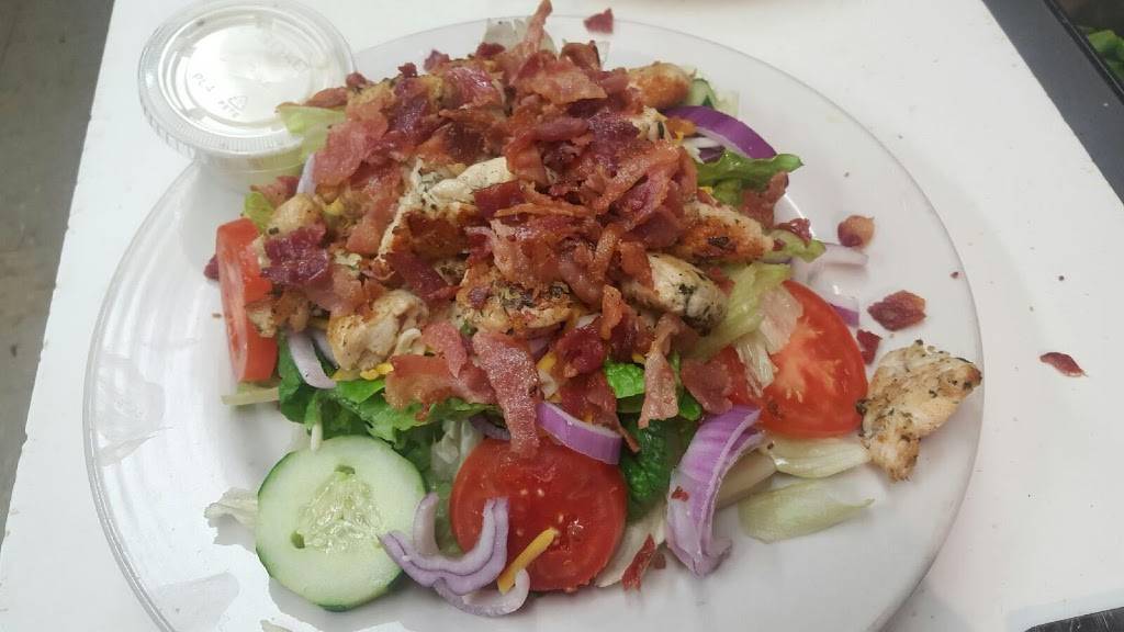 El Castillo Pizzeria & Tex Mex | restaurant | National Pike, 2138, 15616 US-40, Hagerstown, MD 21740, USA | 3015824727 OR +1 301-582-4727