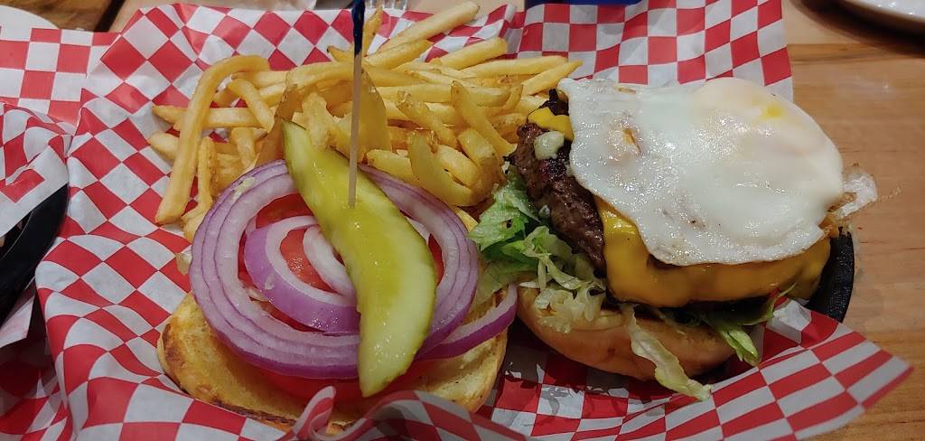 Velocity Wings Lovettsville, Virginia | restaurant | 20 Town Square, Lovettsville, VA 20180, USA | 5406685010 OR +1 540-668-5010