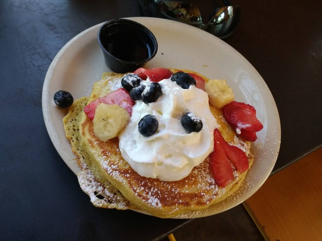 Halcyon Southtown | cafe | 1414 S Alamo St, San Antonio, TX 78210, USA | 2102777045 OR +1 210-277-7045