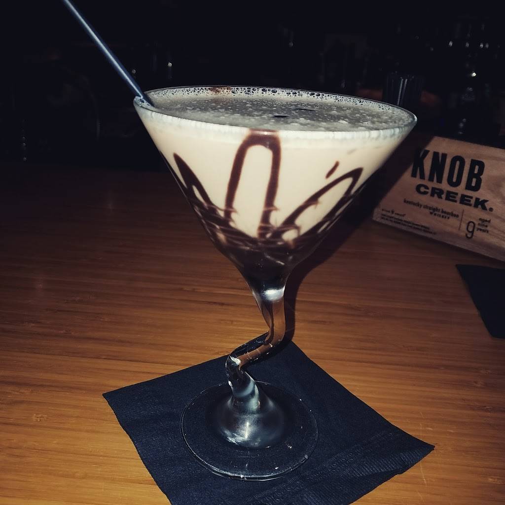 The Martini Lounge | night club | 410 Market Ave N, Canton, OH 44702, USA | 3304543800 OR +1 330-454-3800