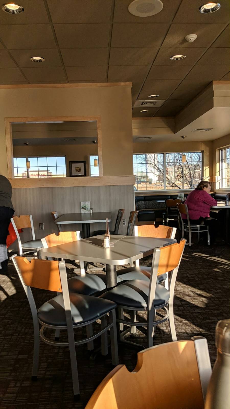 Culvers | restaurant | 2535 Adventureland Dr, Altoona, IA 50009, USA | 5159672818 OR +1 515-967-2818