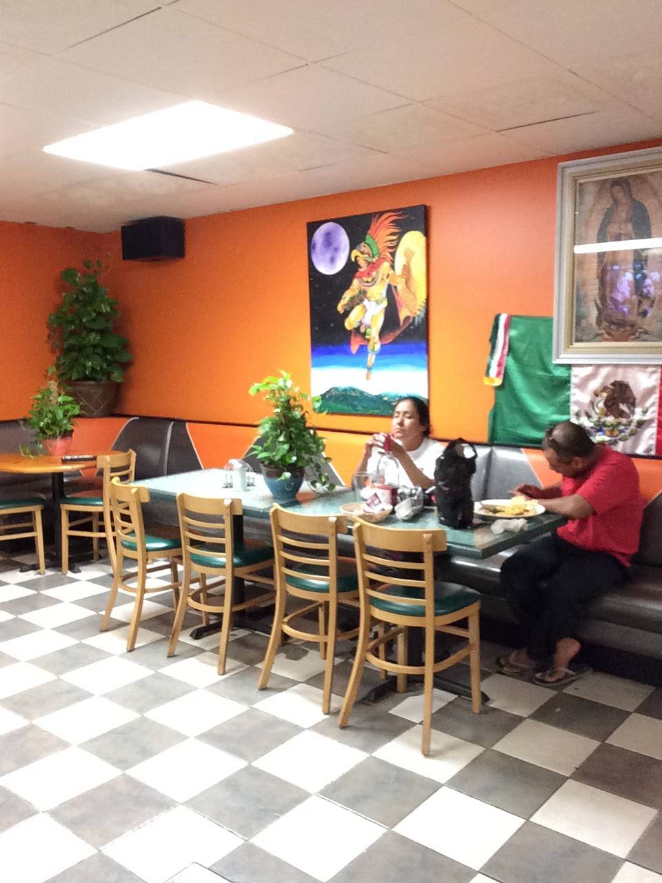 Garivaldi Restaurant | restaurant | 34 E Front St, Keyport, NJ 07735, USA | 7323358338 OR +1 732-335-8338