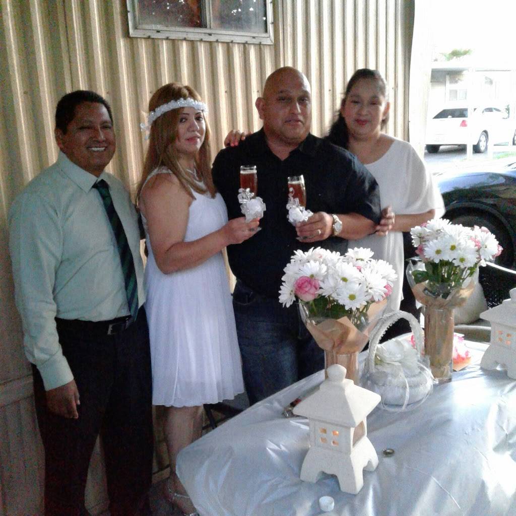 El Lorito | restaurant | 624 W Broadway Rd, Phoenix, AZ 85041, USA | 6023059294 OR +1 602-305-9294