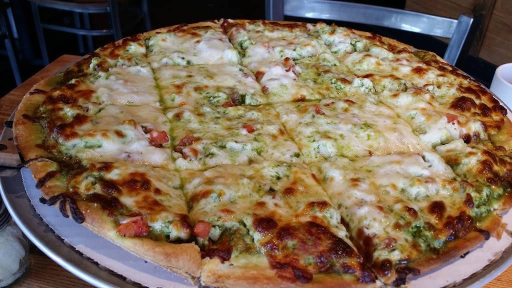 Giordanos | restaurant | 12811 N Tatum Blvd, Phoenix, AZ 85032, USA | 4806668160 OR +1 480-666-8160