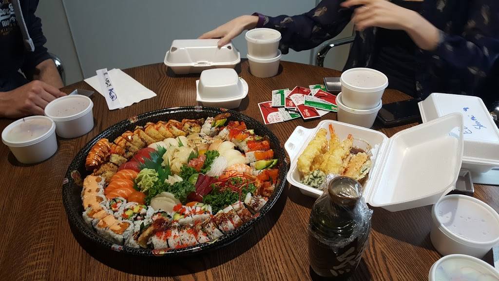 Kibo Sushi | meal delivery | 1169 Queen St E, Toronto, ON M4M 1L5, Canada | 4167926210 OR +1 416-792-6210