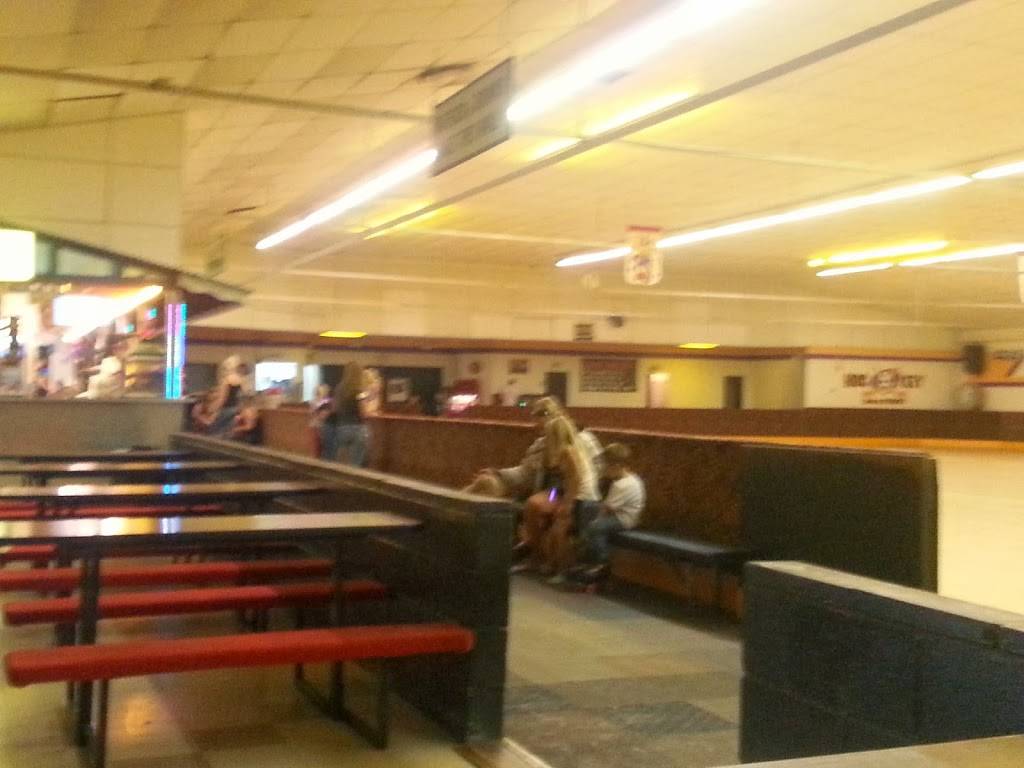 Rollerama | meal takeaway | 1004 34th St, Bakersfield, CA 93301, USA | 6613277589 OR +1 661-327-7589